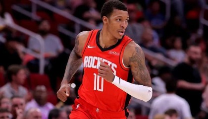 彩票-铁树开花，火箭三连败期间低迷的贾巴里连续20个三分不中后终于命中