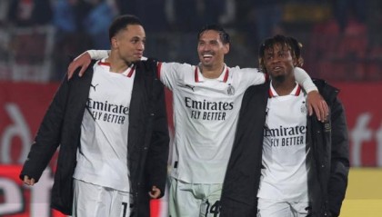 足球彩票-【观察】越陷越深的米兰10号，渐行渐远的马尔蒂尼